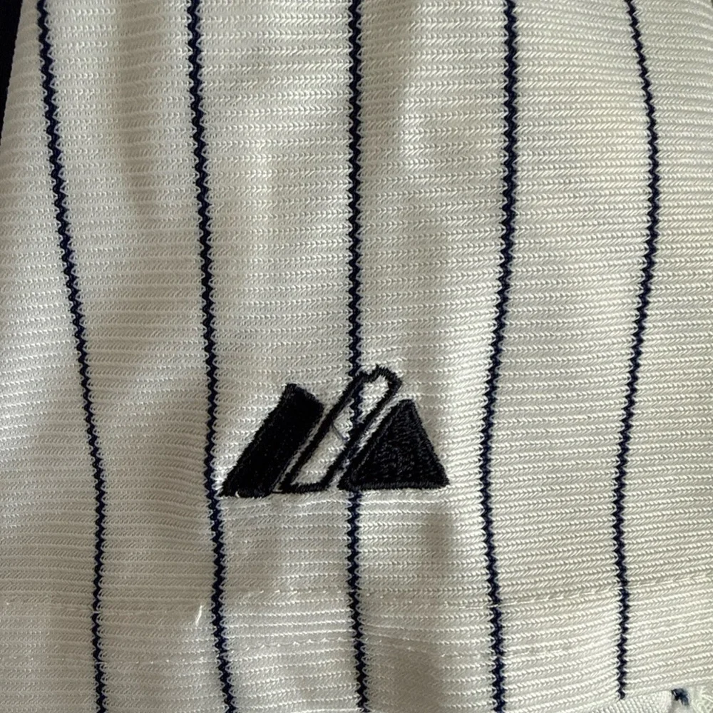 Majestic White and Black Pinstripe Jersey - Picture 5 of 6